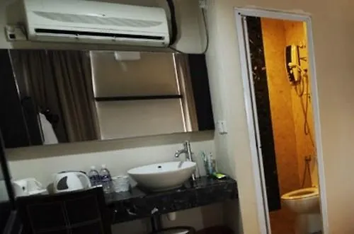 Hotel Zamburger Sg Bakap Kampong Gurun